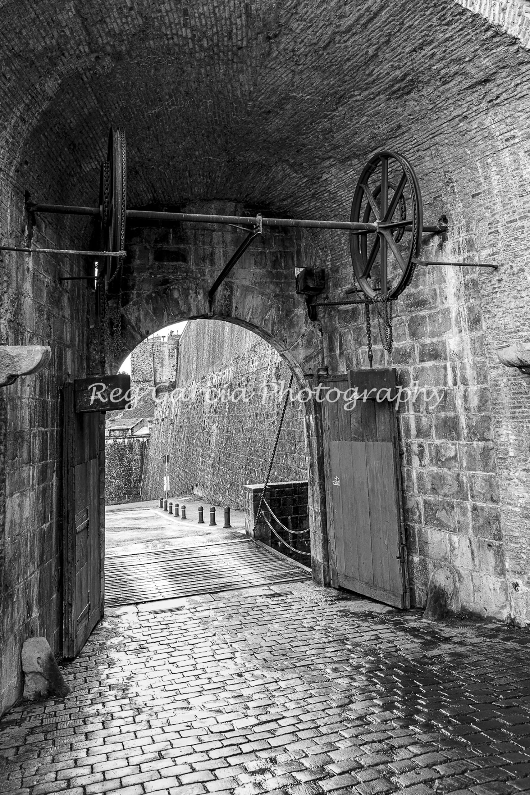 Roman Gate, Pamplona